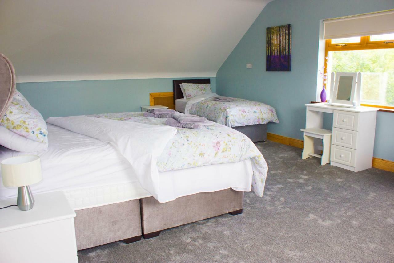 New Stunning Ocean Breeze Apartment Port na Blaiche エクステリア 写真